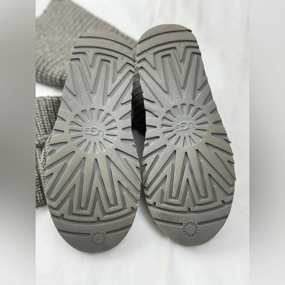 UGG Women's Classic Cardy Gray Winter Button‎ Tall Boots Size 7